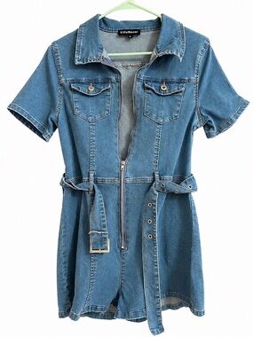 Women's Light Blue Denim Short-Sleeve Zip Romper with Belt